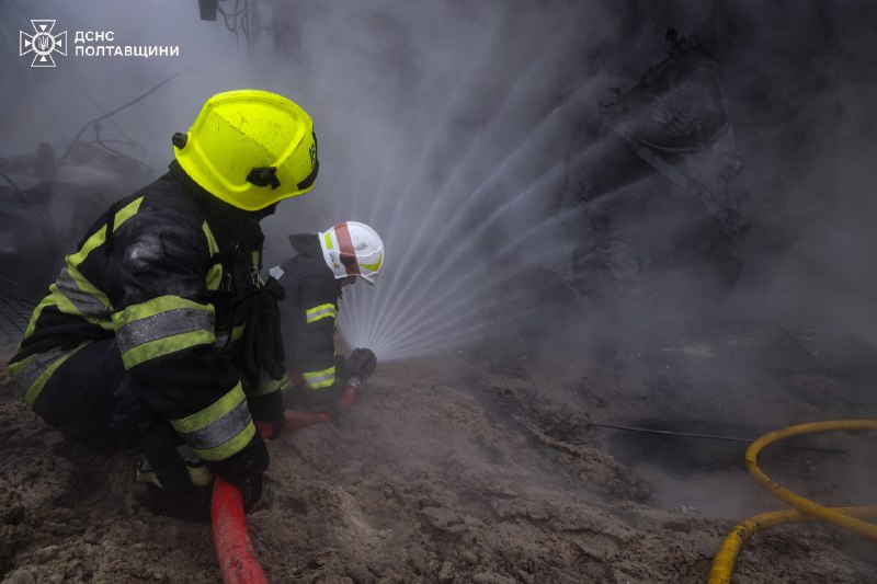 #Полтавщина: вогнеборці ліквідували всі пожежі, що виникли внаслідок російських обстрілів #Полтавщина: вогнеборці ліквідували всі пожежі, що виникли внаслідок російських обстрілів
