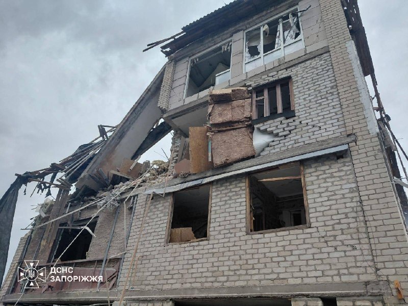 ❗Запорізький район: вночі внаслідок російських атак однієї з прифронтових громад загинув чоловік, ще 4 людей постраждали ❗Запорізький район: вночі внаслідок російських атак однієї з прифронтових громад загинув чоловік, ще 4 людей постраждали