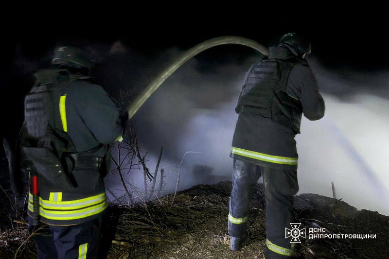 На Дніпропетровщині рятувальники ліквідували наслідки чергової російської атаки На Дніпропетровщині рятувальники ліквідували наслідки чергової російської атаки