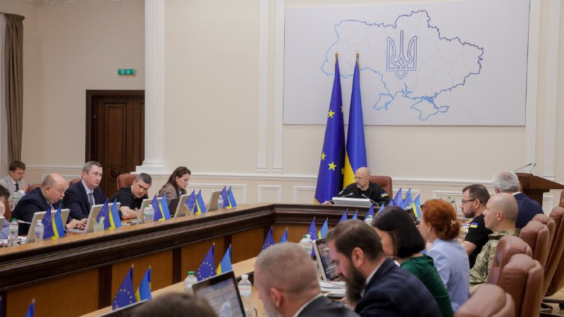 📈 Ще більше родин із Маріуполя зможуть отримати власну оселю в Україні. 📈 Ще більше родин із Маріуполя зможуть отримати власну оселю в Україні.