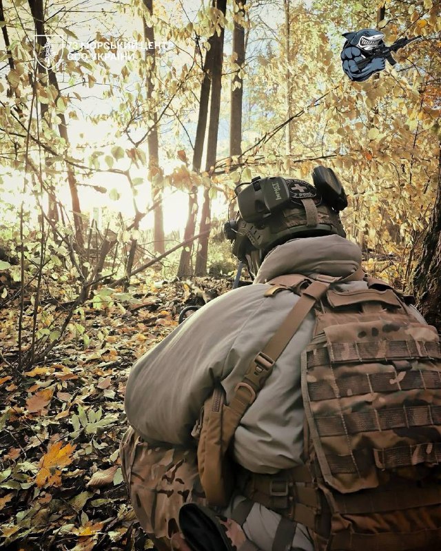 🔥ССО запалює: робота артилерійського розрахунку гармати Д-30 одного із загонів 🐺73-го морського центру ССО на північно-слобожанському напрямку. 🔥ССО запалює: робота артилерійського розрахунку гармати Д-30 одного із загонів 🐺73-го морського центру ССО на північно-слобожанському напрямку.