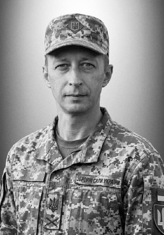 Щоденно о 9 годині – загальнонаціональна хвилина мовчання. Зупиніться, де б ви не були Щоденно о 9 годині – загальнонаціональна хвилина мовчання. Зупиніться, де б ви не були