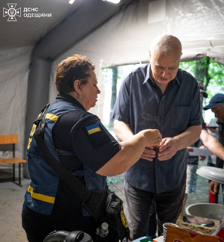 Одеса… 💔
Там, де ще вчора вирувало життя, сьогодні – уламки та тиша після ворожої атаки Одеса… 💔
Там, де ще вчора вирувало життя, сьогодні – уламки та тиша після ворожої атаки