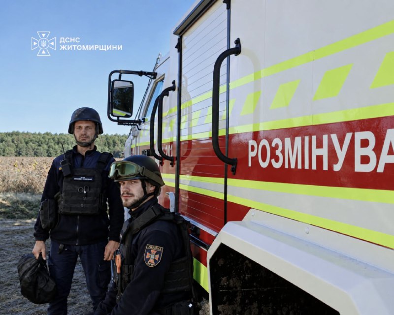 💥Медики ДСНС продовжують виїжджати разом із саперами на гуманітарне розмінування Житомирщини!
Попереду – сапери 💥Медики ДСНС продовжують виїжджати разом із саперами на гуманітарне розмінування Житомирщини!
Попереду – сапери