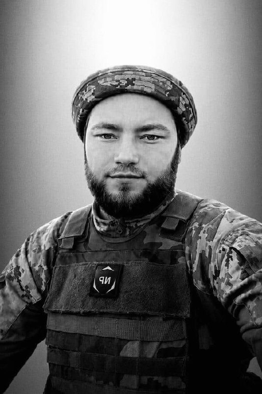 Щоденно о 9 годині – загальнонаціональна хвилина мовчання. Зупиніться, де б ви не були Щоденно о 9 годині – загальнонаціональна хвилина мовчання. Зупиніться, де б ви не були
