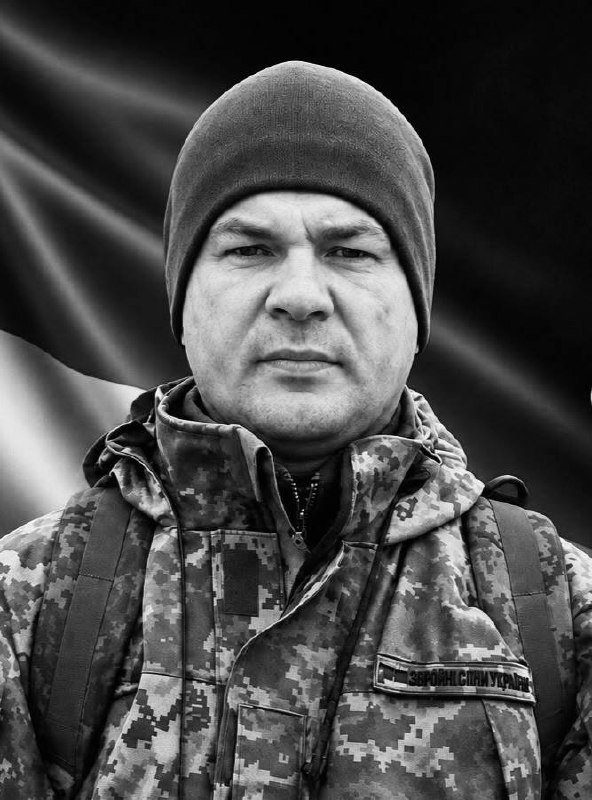 Щоденно о 9 годині – загальнонаціональна хвилина мовчання. Зупиніться, де б ви не були Щоденно о 9 годині – загальнонаціональна хвилина мовчання. Зупиніться, де б ви не були