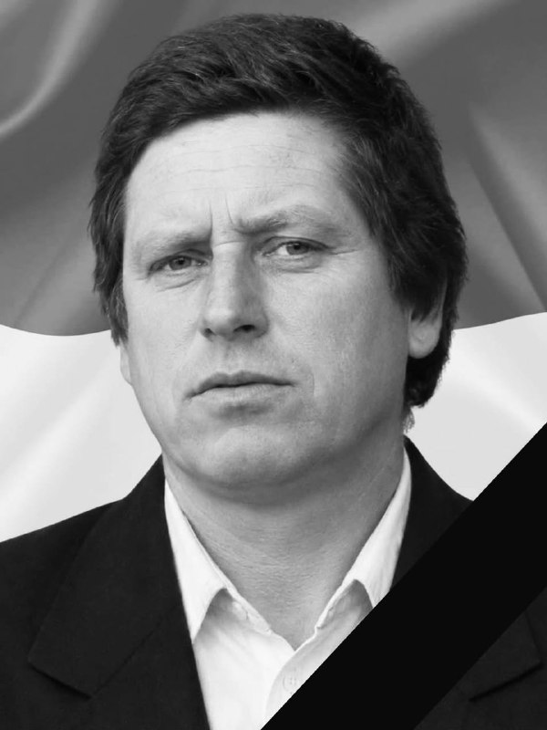 Щоденно о 9 годині – загальнонаціональна хвилина мовчання. Зупиніться, де б ви не були Щоденно о 9 годині – загальнонаціональна хвилина мовчання. Зупиніться, де б ви не були