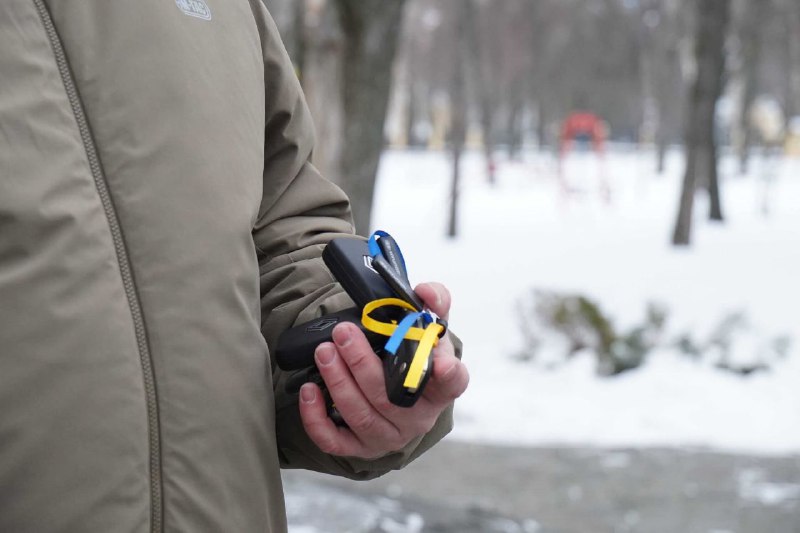 Вручив нагороди особам, що відстоюють національний суверенітет України, та передав дев’ять автомобілів ГУНП у Луганській області Вручив нагороди особам, що відстоюють національний суверенітет України, та передав дев’ять автомобілів ГУНП у Луганській області