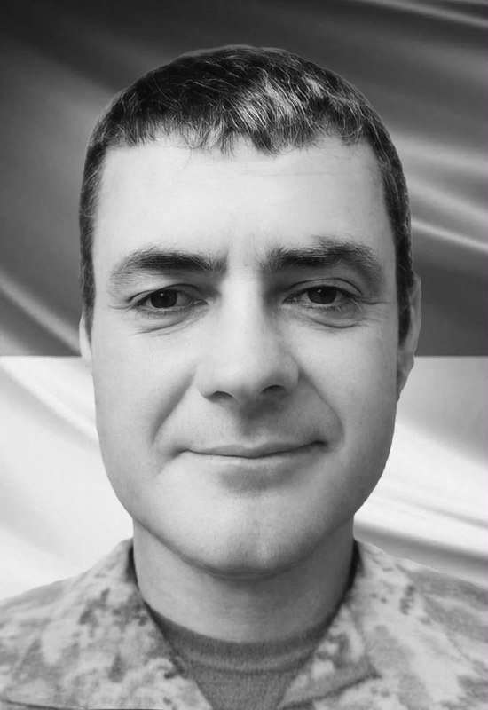 Щоденно о 9 годині – загальнонаціональна хвилина мовчання. Зупиніться, де б ви не були Щоденно о 9 годині – загальнонаціональна хвилина мовчання. Зупиніться, де б ви не були