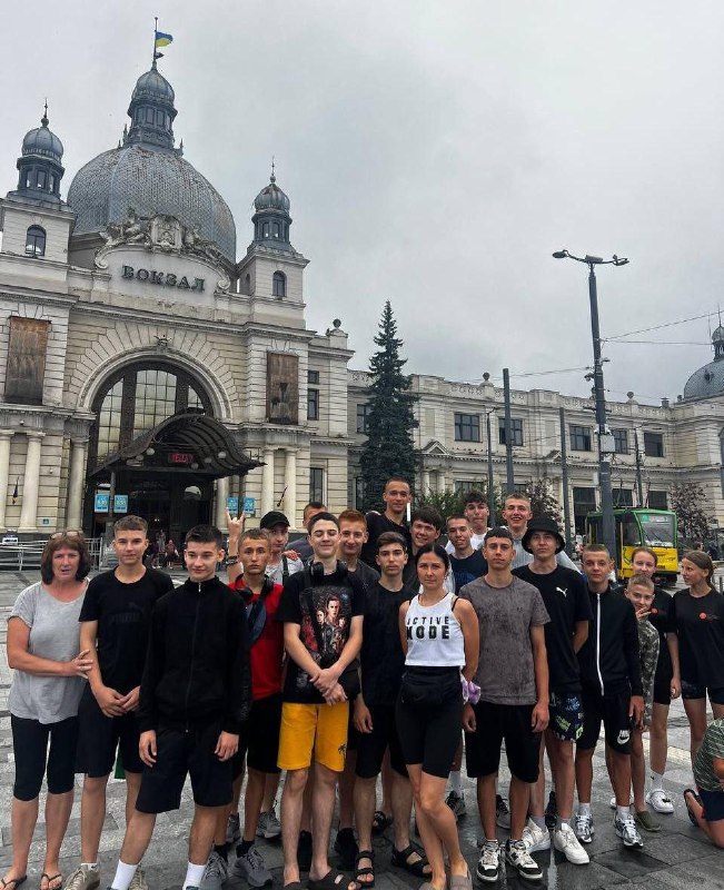 🇷🇸🇺🇦Група юних спортсменів із Нововоронцовської дитячо-юнацької спортивної школи вирушила до Республіки Сербія 🇷🇸🇺🇦Група юних спортсменів із Нововоронцовської дитячо-юнацької спортивної школи вирушила до Республіки Сербія