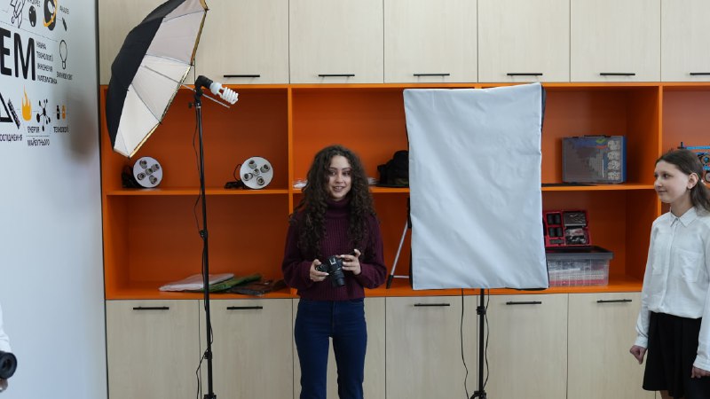 У Коростишівському ліцеї імені Густава Олізара запрацював сучасний безбар’єрний освітній простір, адаптований до вимог Нової української школи. У Коростишівському ліцеї імені Густава Олізара запрацював сучасний безбар’єрний освітній простір, адаптований до вимог Нової української школи.