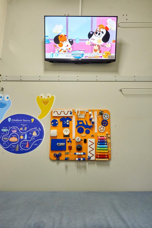 Укрзалізниця підготувала 100 «Вагонів незламності» у відповідь на знеструмлення по всій країні
🤝Укрзалізниця за допомогою партнерів Укрзалізниця підготувала 100 «Вагонів незламності» у відповідь на знеструмлення по всій країні
🤝Укрзалізниця за допомогою партнерів