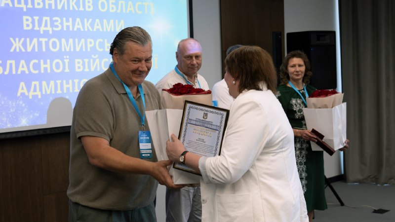 Напередодні нового навчального року у Житомирі відбувся традиційний форум «Освітнє Полісся», що об’єднав педагогів з усіх куточків області Напередодні нового навчального року у Житомирі відбувся традиційний форум «Освітнє Полісся», що об’єднав педагогів з усіх куточків області