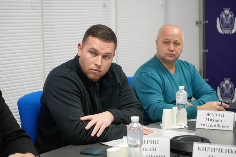 Продовжуємо координувати питання забезпечення гідного вшанування пам’яті полеглих Захисників та Захисниць України. Продовжуємо координувати питання забезпечення гідного вшанування пам’яті полеглих Захисників та Захисниць України.