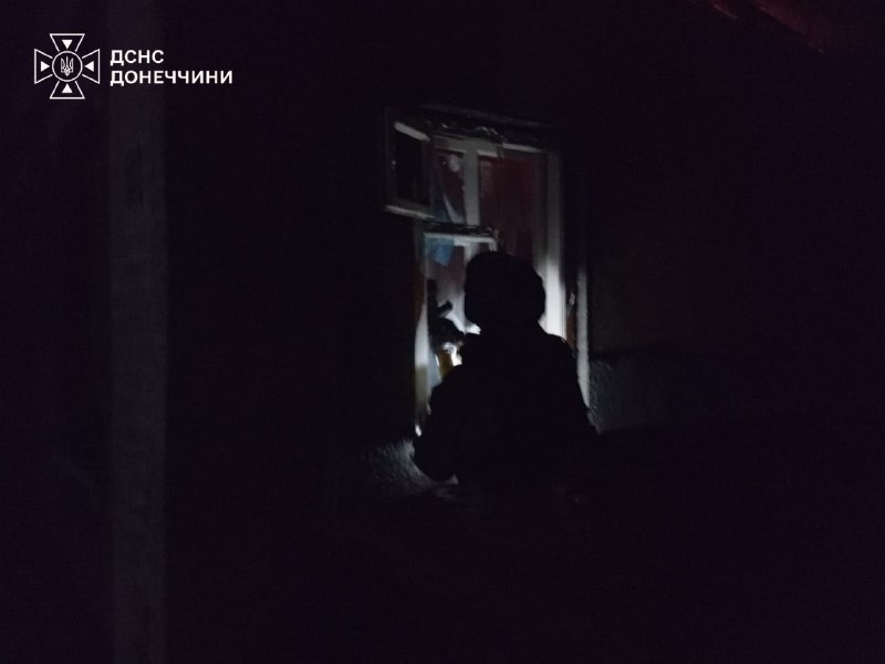 #Донеччина: окупанти завдали авіаудару по приватному сектору Краматорська та обстріляли Слов’янськ і Золоті Пруди!
▪️Краматорськ #Донеччина: окупанти завдали авіаудару по приватному сектору Краматорська та обстріляли Слов’янськ і Золоті Пруди!
▪️Краматорськ