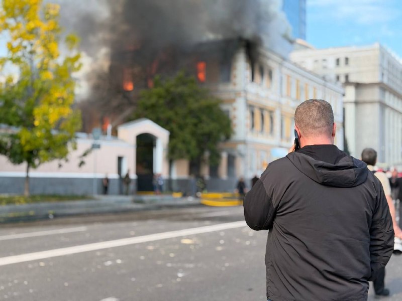 АТАКА ПО НАНУ - ЦЕ АТАКА ПО ВСІЙ УКРАЇНІ
Сьогодні, 28 вересня, російська федерація вчергове здійснила повітряну... АТАКА ПО НАНУ - ЦЕ АТАКА ПО ВСІЙ УКРАЇНІ
Сьогодні, 28 вересня, російська федерація вчергове здійснила повітряну...