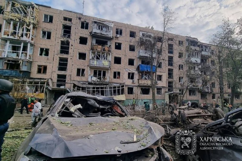 ⚠️Відучора усуваємо наслідки ворожого обстрілу у Слобідському районі Харкова. ⚠️Відучора усуваємо наслідки ворожого обстрілу у Слобідському районі Харкова.