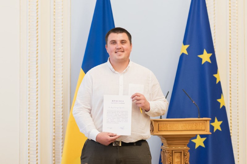 🇺🇦Захисник Маріуполя долучився до Апарату Верховної Ради України
🪖Ветеран війни 🇺🇦Захисник Маріуполя долучився до Апарату Верховної Ради України
🪖Ветеран війни