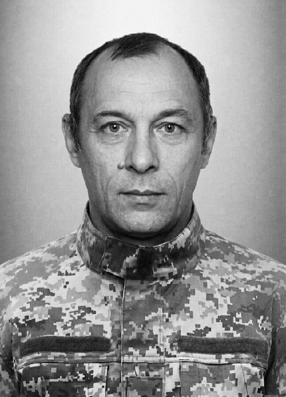Щоденно о 9 годині – загальнонаціональна хвилина мовчання. Зупиніться, де б ви не були Щоденно о 9 годині – загальнонаціональна хвилина мовчання. Зупиніться, де б ви не були