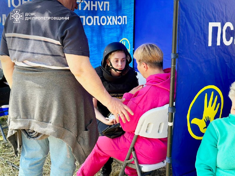 ❗️У Дніпрі рятувальники деблокували з-під завалів житлового будинку тіло ще однієї людини ❗️У Дніпрі рятувальники деблокували з-під завалів житлового будинку тіло ще однієї людини