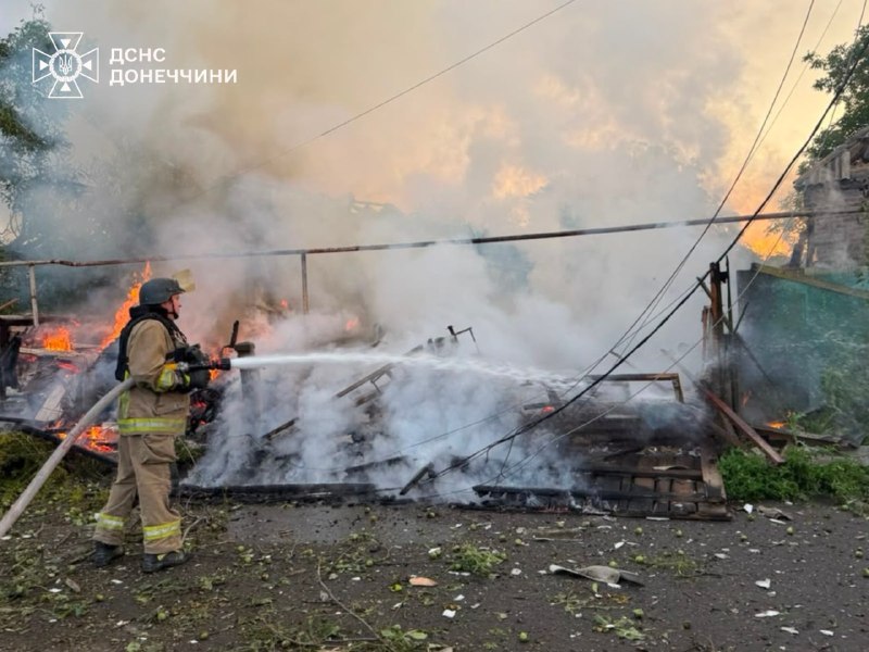⚠️ Донеччина: рятувальники деблокували тіла двох загиблих з-під завалів зруйнованого будинку ⚠️ Донеччина: рятувальники деблокували тіла двох загиблих з-під завалів зруйнованого будинку