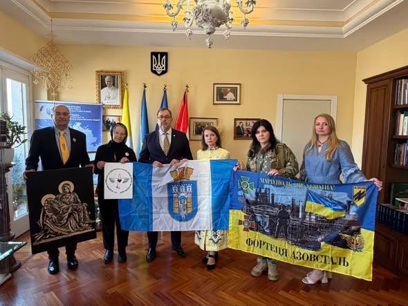 🇺🇦🇮🇹 Голос Маріуполя в Італії: захисниця Олена Мордік доносить правду про трагедію міста 🇺🇦🇮🇹 Голос Маріуполя в Італії: захисниця Олена Мордік доносить правду про трагедію міста