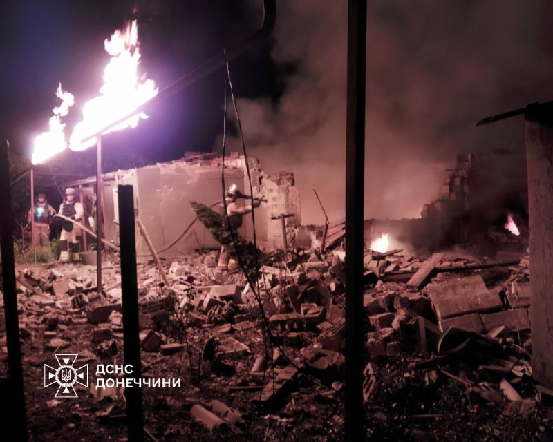 #Донеччина: ворожа атака забрала життя мирного мешканця
Сьогодні вночі два ворожі БПЛА атакували житловий... #Донеччина: ворожа атака забрала життя мирного мешканця
Сьогодні вночі два ворожі БПЛА атакували житловий...