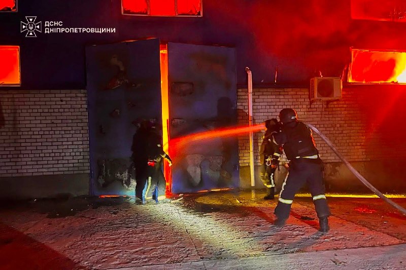 #Дніпропетровщина: 1 людина постраждала внаслідок російських обстрілів
З вечора росіяни понад 30 разів атакували... #Дніпропетровщина: 1 людина постраждала внаслідок російських обстрілів
З вечора росіяни понад 30 разів атакували...