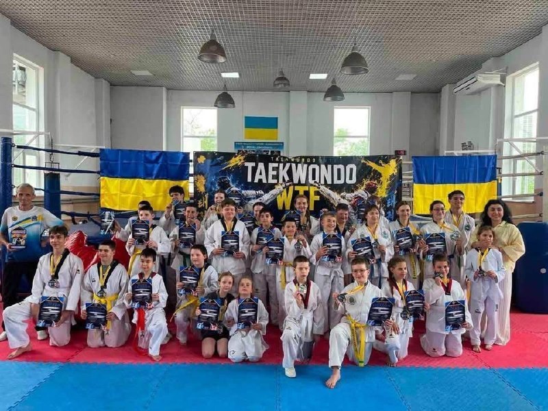 Координаційний центр «Вільні разом» у Миколаєві продовжує всебічно допомагати переселенцям з Херсонщини Координаційний центр «Вільні разом» у Миколаєві продовжує всебічно допомагати переселенцям з Херсонщини