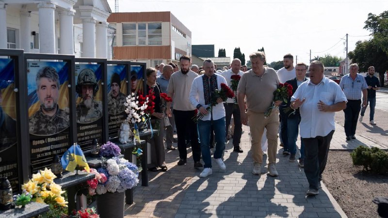 Житомирщина стала першим регіоном, який із робочим візитом відвідав новопризначений Міністр у справах громад Житомирщина стала першим регіоном, який із робочим візитом відвідав новопризначений Міністр у справах громад