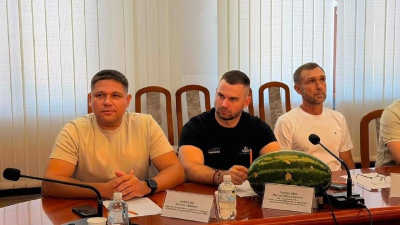🍉 Херсонщина та Рівненщина посилюють співпрацю задля підтримки аграріїв. 🍉 Херсонщина та Рівненщина посилюють співпрацю задля підтримки аграріїв.
