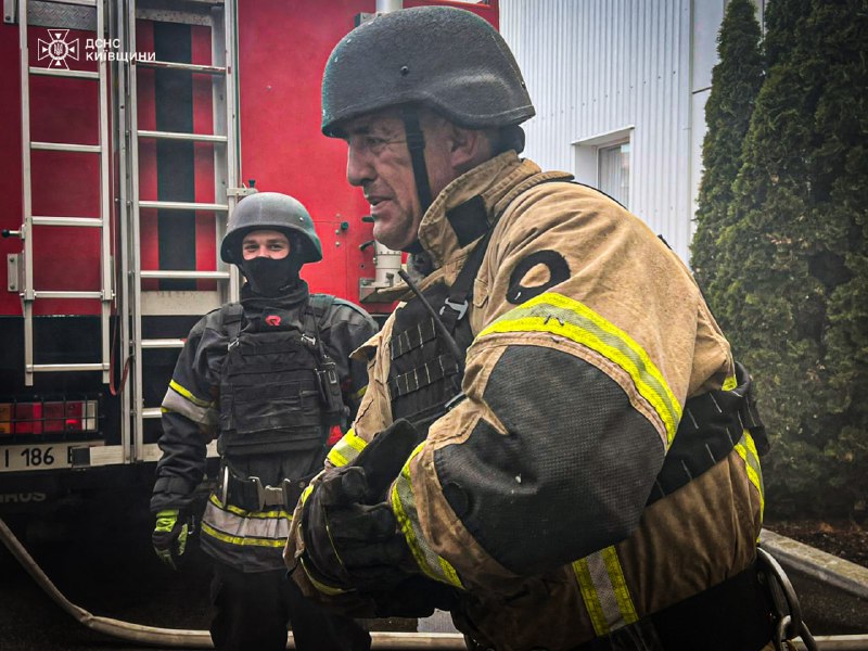 Масована атака на Київщину
Сьогодні вночі Київщина зазнала чергової масованої ворожої атаки Масована атака на Київщину
Сьогодні вночі Київщина зазнала чергової масованої ворожої атаки