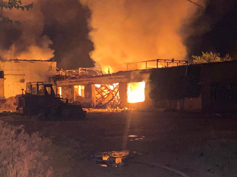 Вночі ворог атакував Ізмаїльський район ударними безпілотниками. Під ударом була Вилківська громада Вночі ворог атакував Ізмаїльський район ударними безпілотниками. Під ударом була Вилківська громада