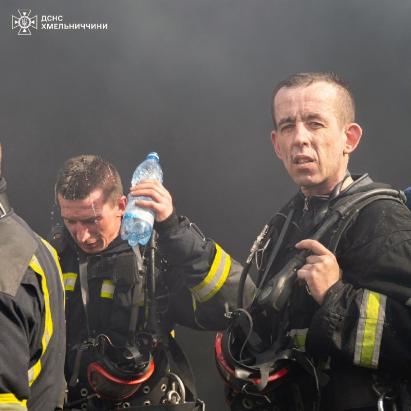 Так виглядають рятувальники Хмельниччини, коли повертаються з ліквідації пожежі 🔥 Так виглядають рятувальники Хмельниччини, коли повертаються з ліквідації пожежі 🔥