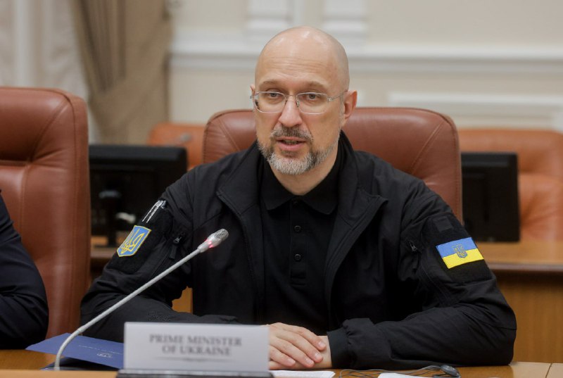 🇱🇻 Радий вітати в Києві Прем’єр-міністерку Латвії Евіку Сіліню. Провели хорошу та змістовну розмову щодо нашої двосторонньої співпраці. 🇱🇻 Радий вітати в Києві Прем’єр-міністерку Латвії Евіку Сіліню. Провели хорошу та змістовну розмову щодо нашої двосторонньої співпраці.