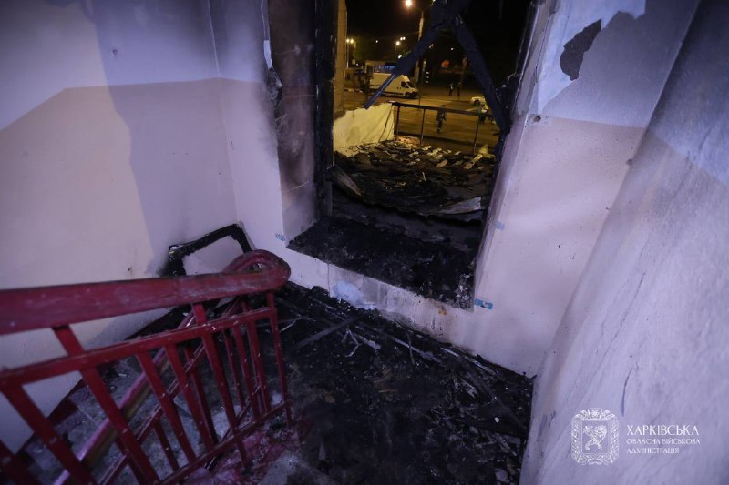 🗣 Харків. Фото наслідків ворожого обстрілу безпілотниками.
◾️ Майже пʼятдесят людей дістали поранень внаслідок масованої атаки окупантів 🗣 Харків. Фото наслідків ворожого обстрілу безпілотниками.
◾️ Майже пʼятдесят людей дістали поранень внаслідок масованої атаки окупантів