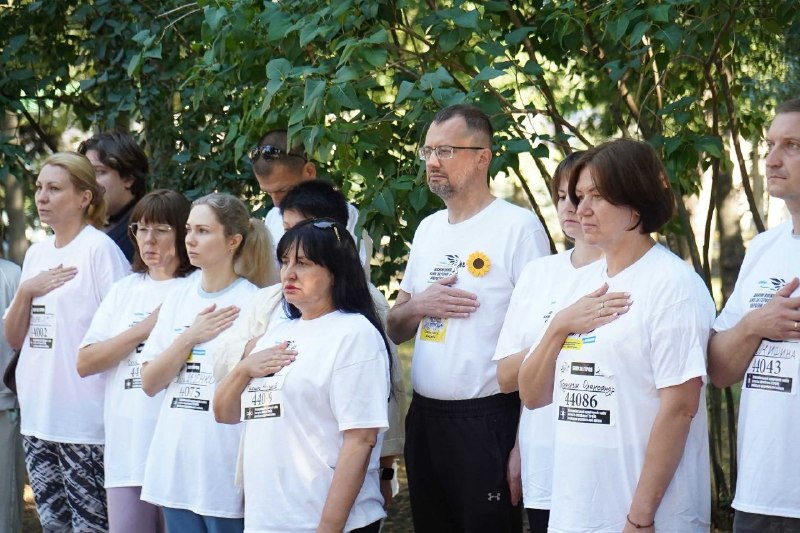 На Алеї Захисників Луганщини патріотичним забігом вшанували пам’ять загиблих воїнів На Алеї Захисників Луганщини патріотичним забігом вшанували пам’ять загиблих воїнів