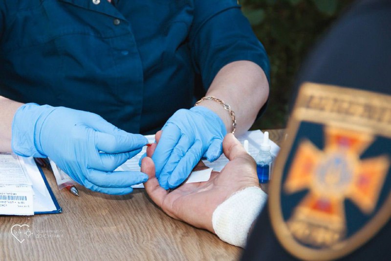 🩸Понад 100 рятувальників ДСНС долучилися до національної кампанії «Твоя кров може воювати 🩸Понад 100 рятувальників ДСНС долучилися до національної кампанії «Твоя кров може воювати