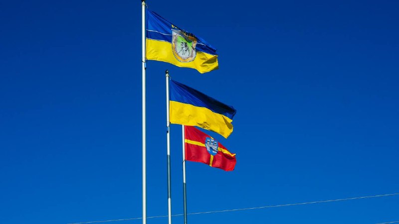 Під час робочої поїздки на Олевщину привітав з прийдешнім професійним святом працівників обласного комунального підприємства «Житомироблагроліс». Під час робочої поїздки на Олевщину привітав з прийдешнім професійним святом працівників обласного комунального підприємства «Житомироблагроліс».