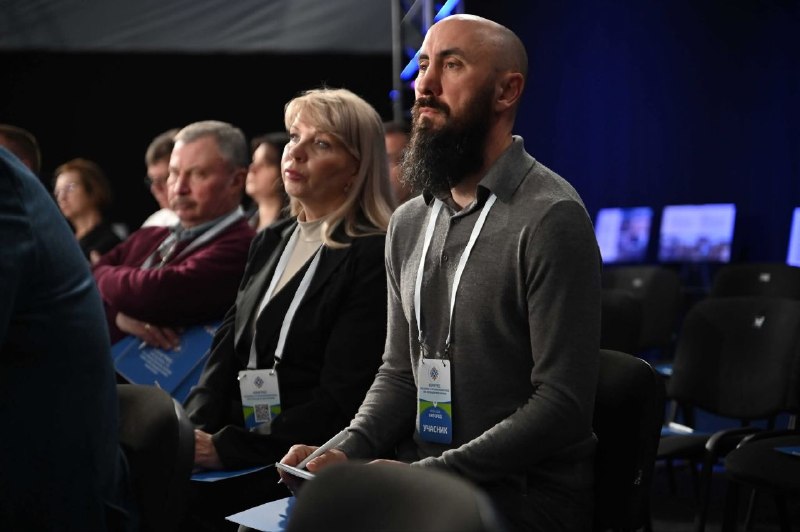 Кожна громада є важливою складовою успішної держави, – делегація з Луганщини бере участь в роботі Конгресу... Кожна громада є важливою складовою успішної держави, – делегація з Луганщини бере участь в роботі Конгресу...