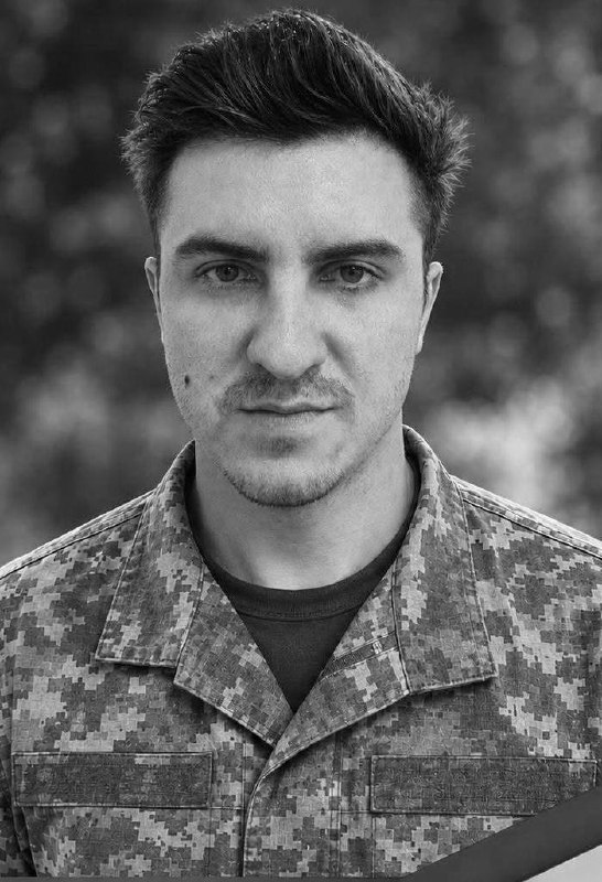 Щоденно о 9 годині – загальнонаціональна хвилина мовчання. Зупиніться, де б ви не були Щоденно о 9 годині – загальнонаціональна хвилина мовчання. Зупиніться, де б ви не були