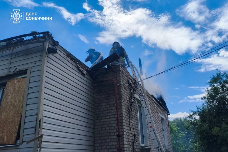 #Донеччина: понад 20 російських ударів за добу, рятувальники працювали під загрозою повторних атак #Донеччина: понад 20 російських ударів за добу, рятувальники працювали під загрозою повторних атак