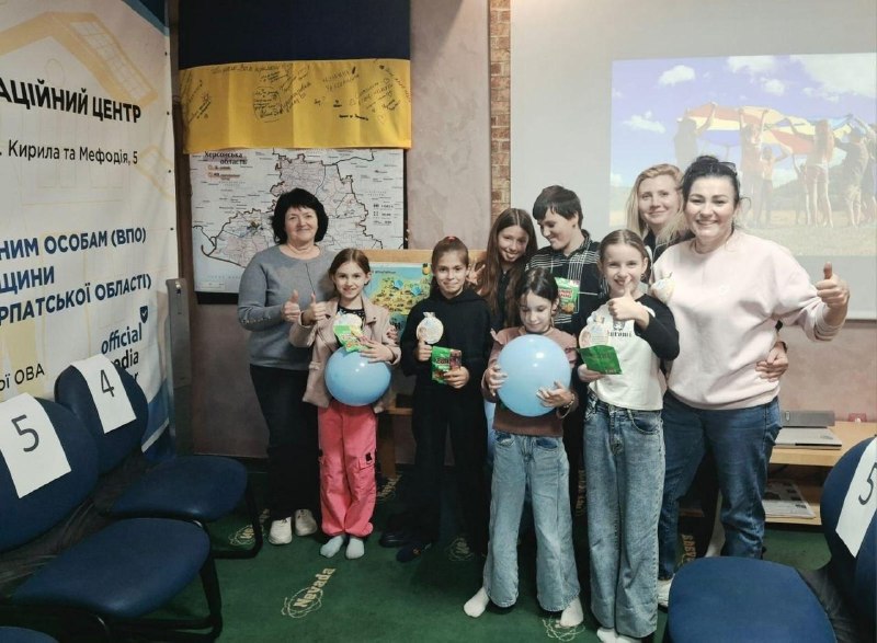 Ужгородський координаційний центр «Вільні разом» продовжує всебічну підтримку ВПО з Херсонщини. Ужгородський координаційний центр «Вільні разом» продовжує всебічну підтримку ВПО з Херсонщини.