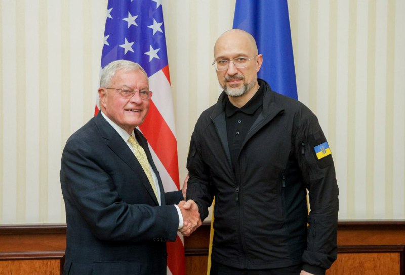 🇺🇦🇺🇸 Важлива зустріч зі спецпредставником Президента США, генералом Кітом Келлогом 🇺🇦🇺🇸 Важлива зустріч зі спецпредставником Президента США, генералом Кітом Келлогом