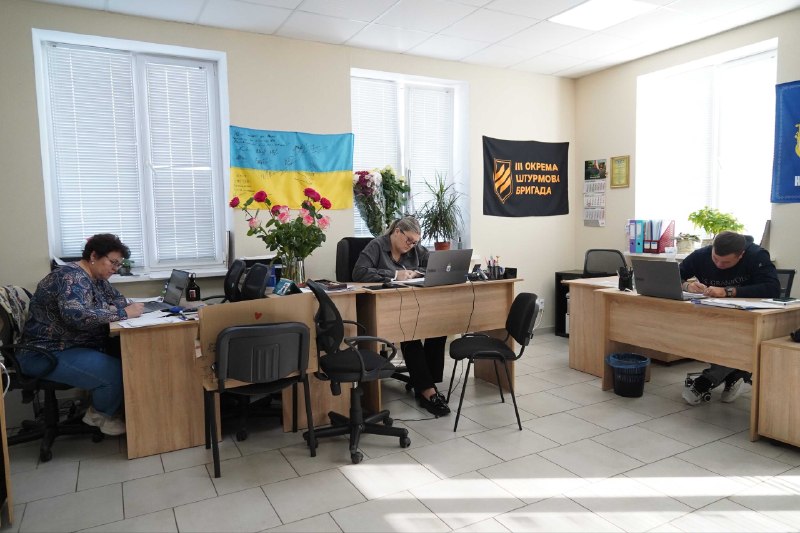 Луганці долучилися до Радіодиктанту національної єдності
27 жовтня переселенці з Луганщини разом з усією... Луганці долучилися до Радіодиктанту національної єдності
27 жовтня переселенці з Луганщини разом з усією...