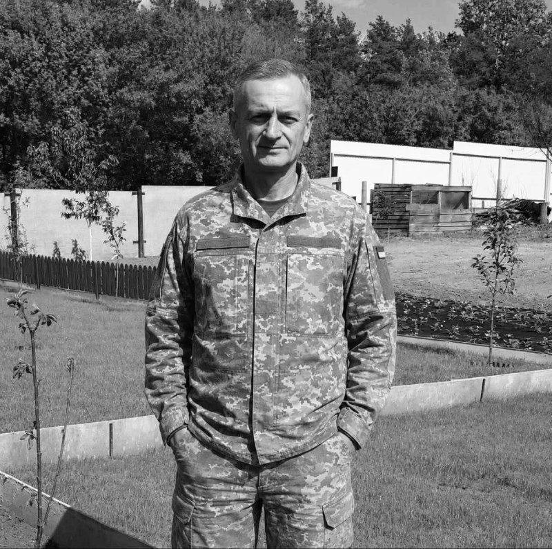 Щоденно о 9 годині – загальнонаціональна хвилина мовчання. Зупиніться, де б ви не були Щоденно о 9 годині – загальнонаціональна хвилина мовчання. Зупиніться, де б ви не були