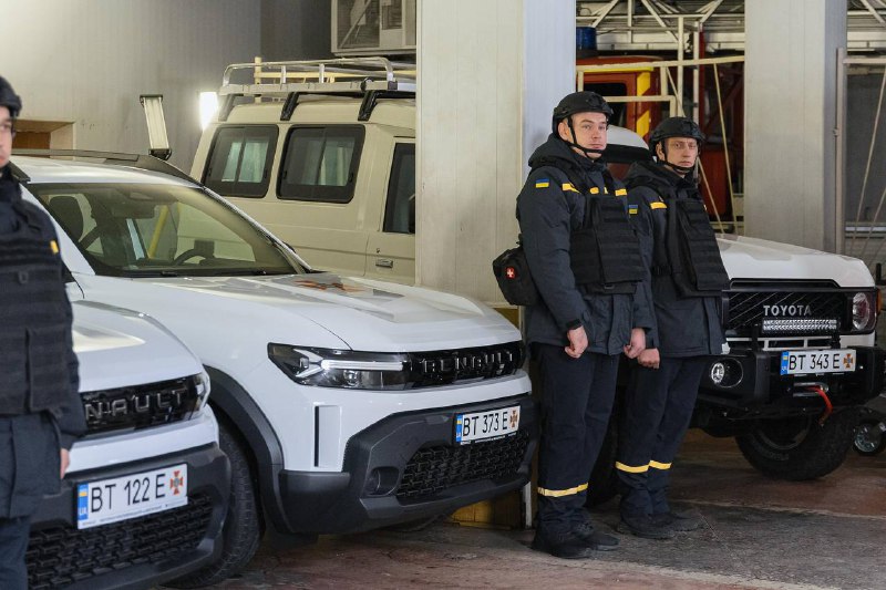 Під час робочого візиту на Херсонщину Ігор Клименко ознайомився із ситуацією щодо захисту об’єктів енергетичної... Під час робочого візиту на Херсонщину Ігор Клименко ознайомився із ситуацією щодо захисту об’єктів енергетичної...