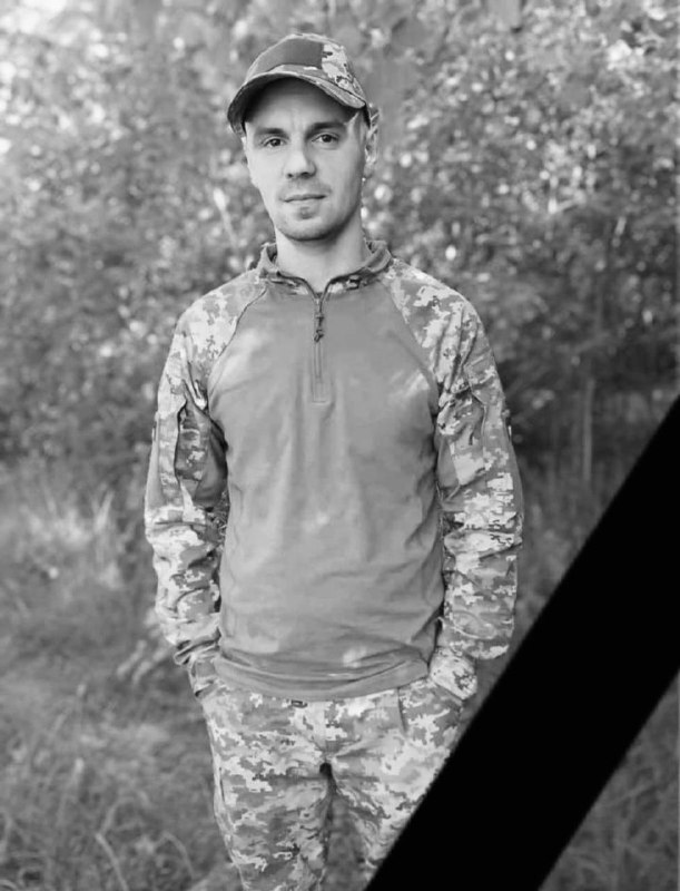 Щоденно о 9 годині – загальнонаціональна хвилина мовчання. Зупиніться, де б ви не були Щоденно о 9 годині – загальнонаціональна хвилина мовчання. Зупиніться, де б ви не були