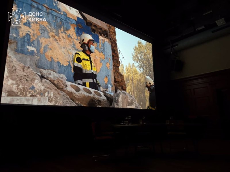 🎬«Голоси», що рятують життя: в Нідерландах відбулася прем'єра п’ятої новели проєкту ВАРТА 🎬«Голоси», що рятують життя: в Нідерландах відбулася прем'єра п’ятої новели проєкту ВАРТА