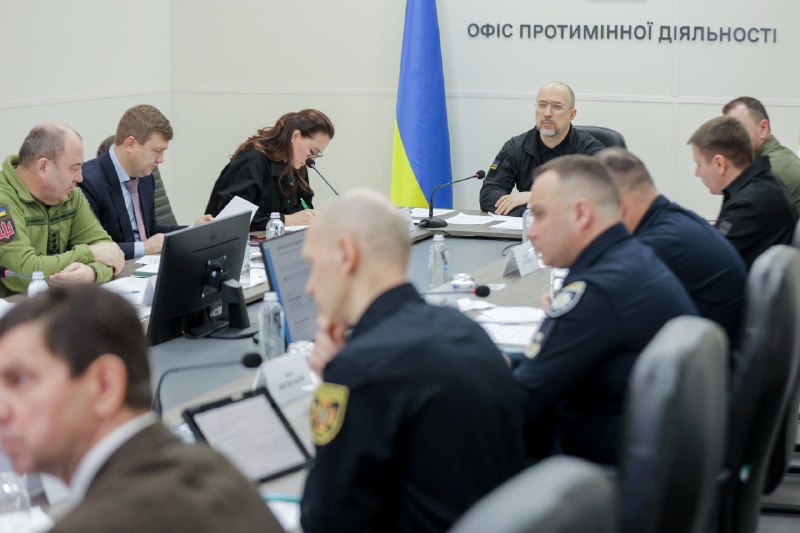 З першого року повномасштабної війни площа потенційно замінованих земель України зменшилась із 174 тис З першого року повномасштабної війни площа потенційно замінованих земель України зменшилась із 174 тис